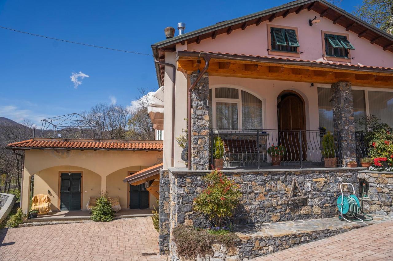 028 - Agriturismo "Il Boschetto" Con Piscina, Pace E Natura - Camera Familiare Cavizzano Eksteriør billede