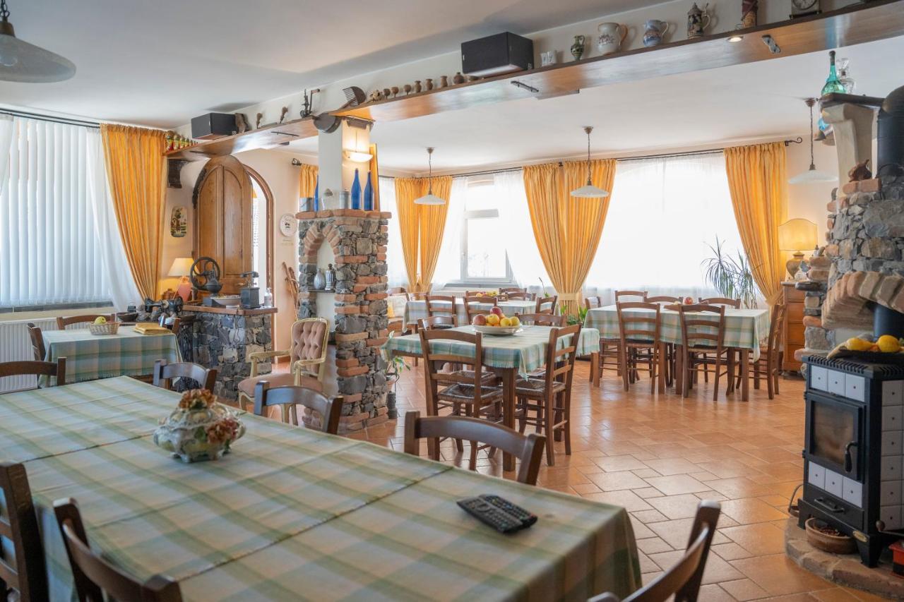 028 - Agriturismo "Il Boschetto" Con Piscina, Pace E Natura - Camera Familiare Cavizzano Eksteriør billede