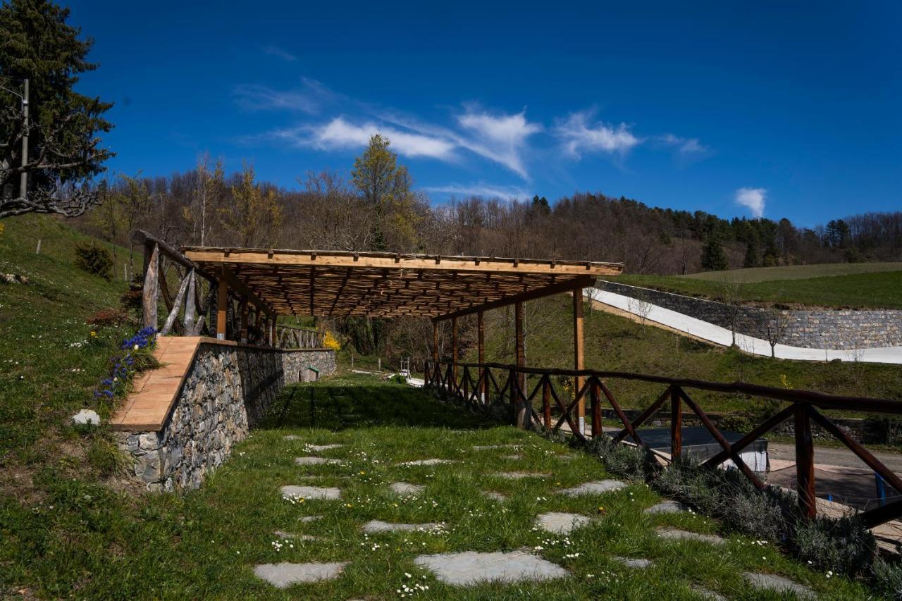 028 - Agriturismo "Il Boschetto" Con Piscina, Pace E Natura - Camera Familiare Cavizzano Eksteriør billede