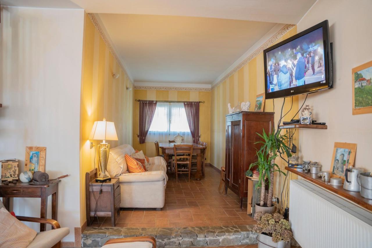 028 - Agriturismo "Il Boschetto" Con Piscina, Pace E Natura - Camera Familiare Cavizzano Eksteriør billede