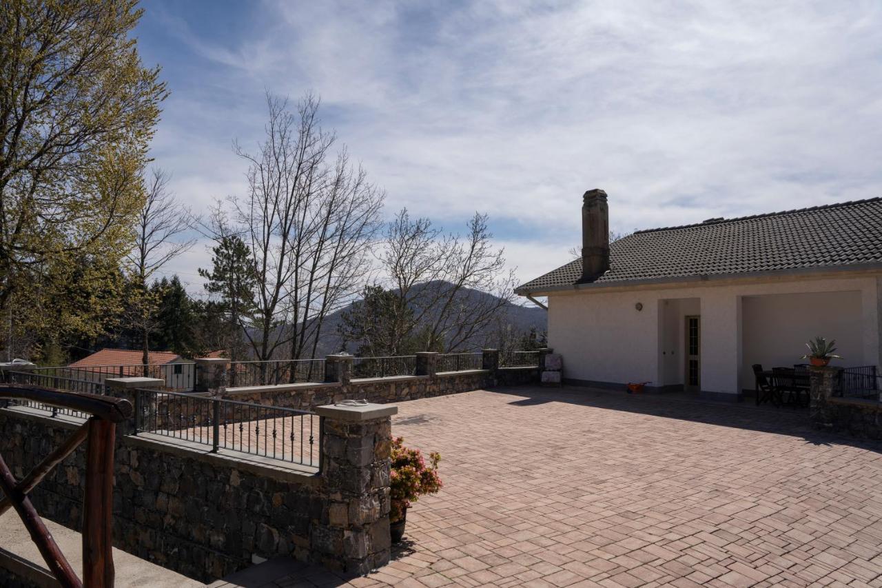 028 - Agriturismo "Il Boschetto" Con Piscina, Pace E Natura - Camera Familiare Cavizzano Eksteriør billede