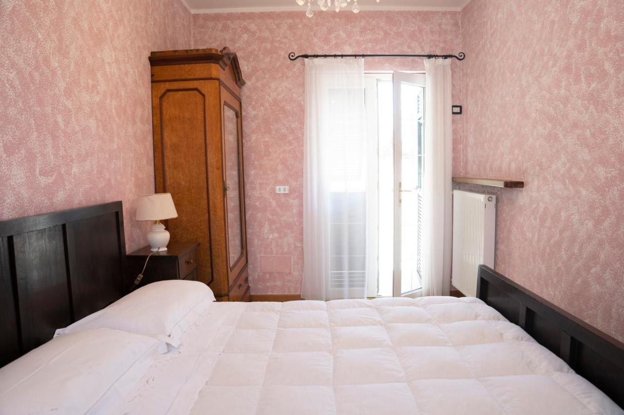 028 - Agriturismo "Il Boschetto" Con Piscina, Pace E Natura - Camera Familiare Cavizzano Eksteriør billede