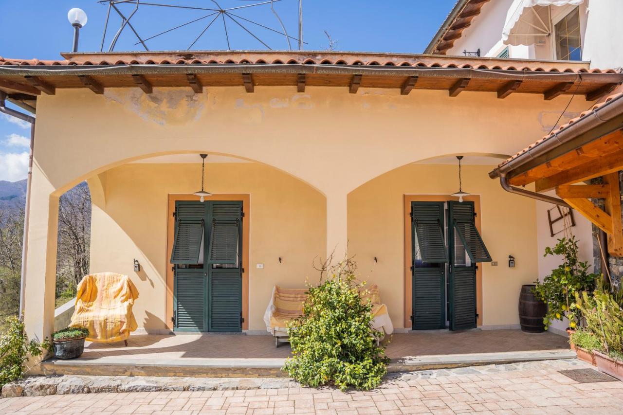 028 - Agriturismo "Il Boschetto" Con Piscina, Pace E Natura - Camera Familiare Cavizzano Eksteriør billede