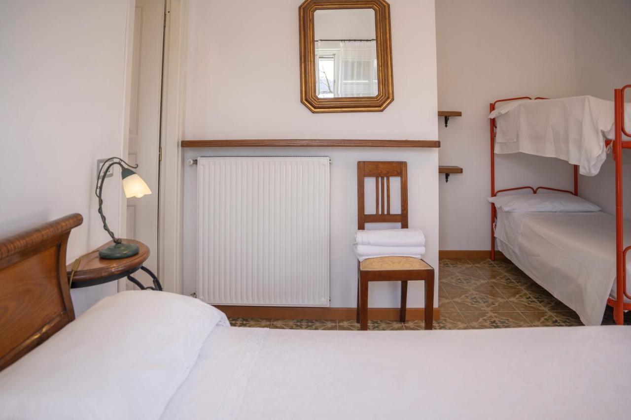 028 - Agriturismo "Il Boschetto" Con Piscina, Pace E Natura - Camera Familiare Cavizzano Eksteriør billede