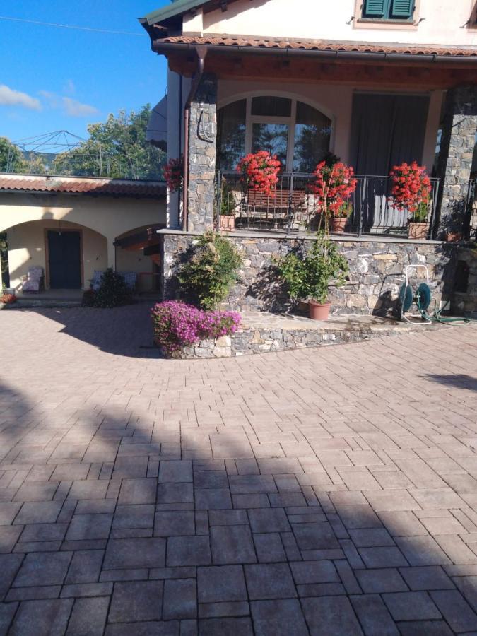 028 - Agriturismo "Il Boschetto" Con Piscina, Pace E Natura - Camera Familiare Cavizzano Eksteriør billede